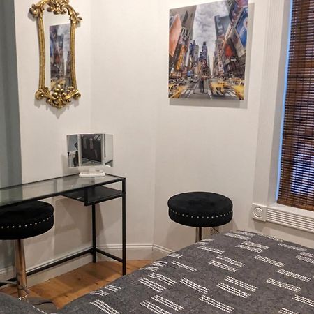 Central Park East And Museums New York Bagian luar foto